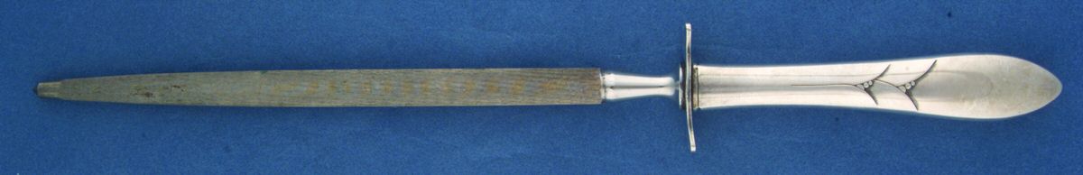 Lady Hamilton (Silverplate, 1932) Large Roast Steel Rod Knife Sharpener by Oneida Silver-1