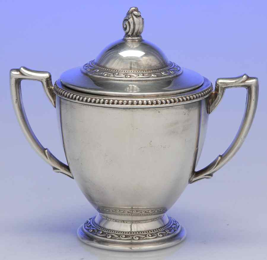Lakewood (Silverplate, Hollowware) Sugar Bowl & Lid by Oneida Silver-1