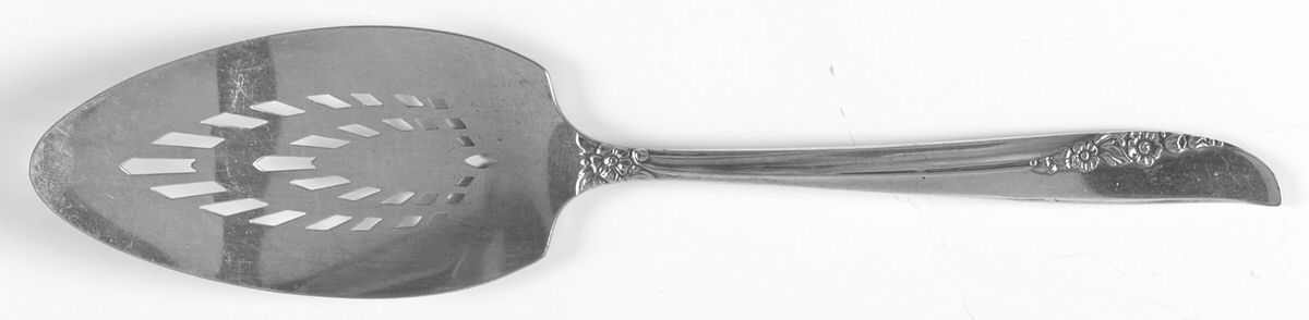 Lilac Time (Silverplate, 1957) Solid Pierced Pie Server by Oneida Silver-1