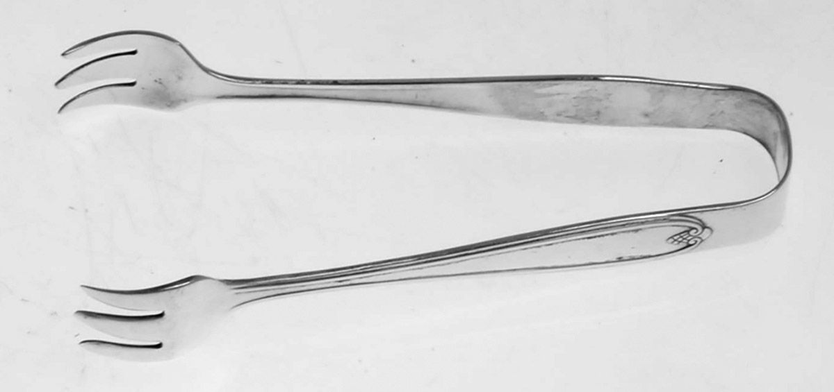 Longchamps-Chaumont (Silverplate-1935) Sugar Tongs by Oneida Silver-1