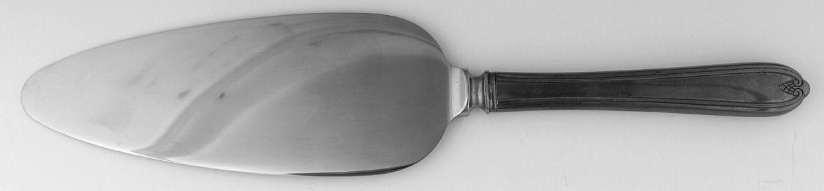Longchamps-Chaumont (Silverplate-1935) Pie Server with Stainless Blade by Oneida Silver-1