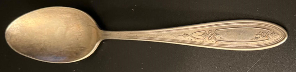 Lorain (Silverplate, 1928) Place/Oval Soup Spoon by Oneida Silver-1