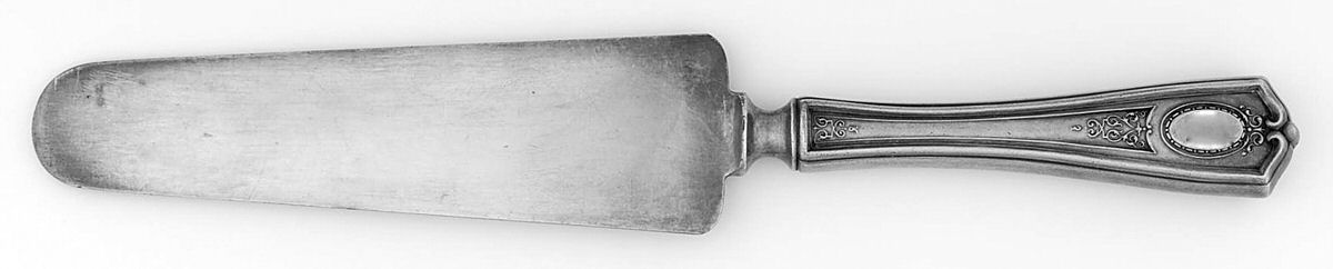 Louis XVI (Silverplate, 1911) Pie Server with Silverplate Blade by Oneida Silver-1