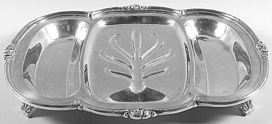 Melon-Plain (Silverplate, Hollowware) Large 3-Part Footed Meat Platter by Oneida Silver-1