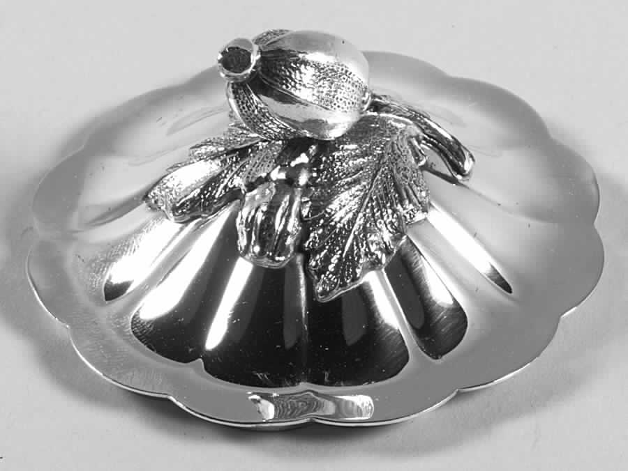 Melon-Plain (Silverplate, Hollowware) Lid for Sugar Bowl by Oneida Silver-1