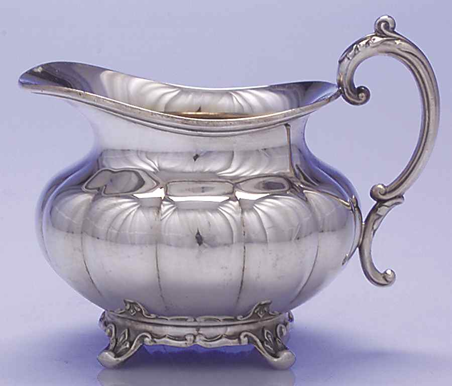 Melon-Plain (Silverplate, Hollowware) Creamer by Oneida Silver-1