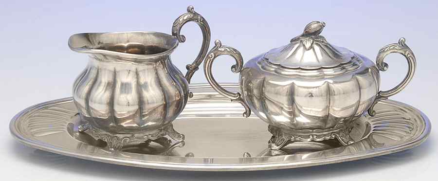Melon-Plain (Silverplate, Hollowware) Plated Individual Creamer, Sugar and Tray by Oneida Silver-1