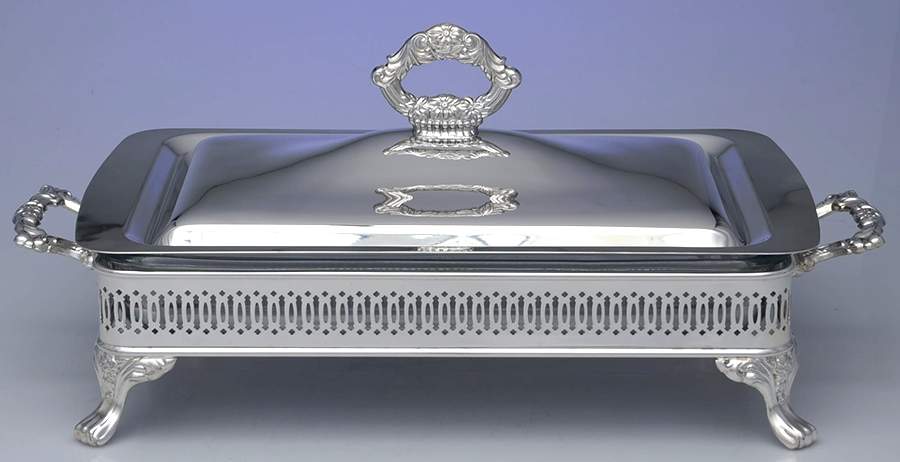 Silverplate Hollowware 3 Qt Rectangular Covered Casserole w/Liner by Oneida Silver-1