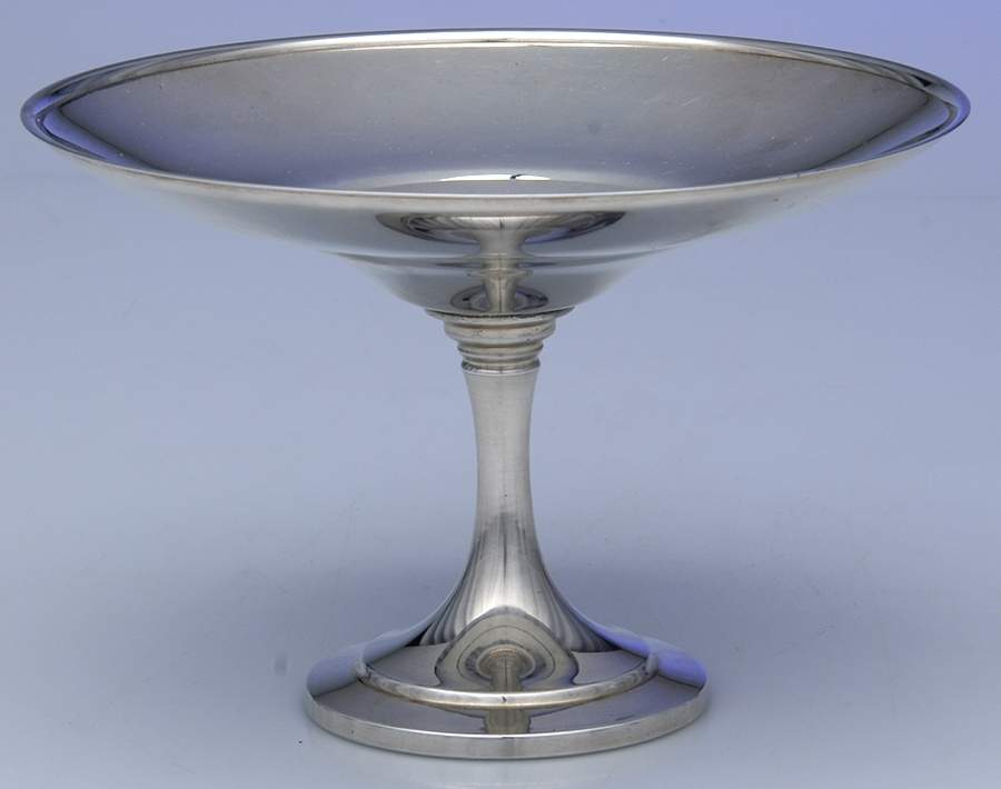 Silverplate Hollowware Round Compote (Height X Width) by Oneida Silver-1