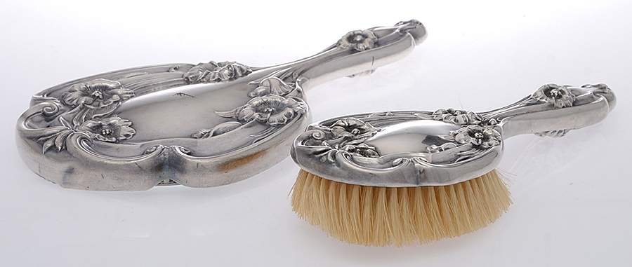 Silverplate Hollowware 2 Pc Vanity Set (Hair Brush & Mirror) by Oneida Silver-1