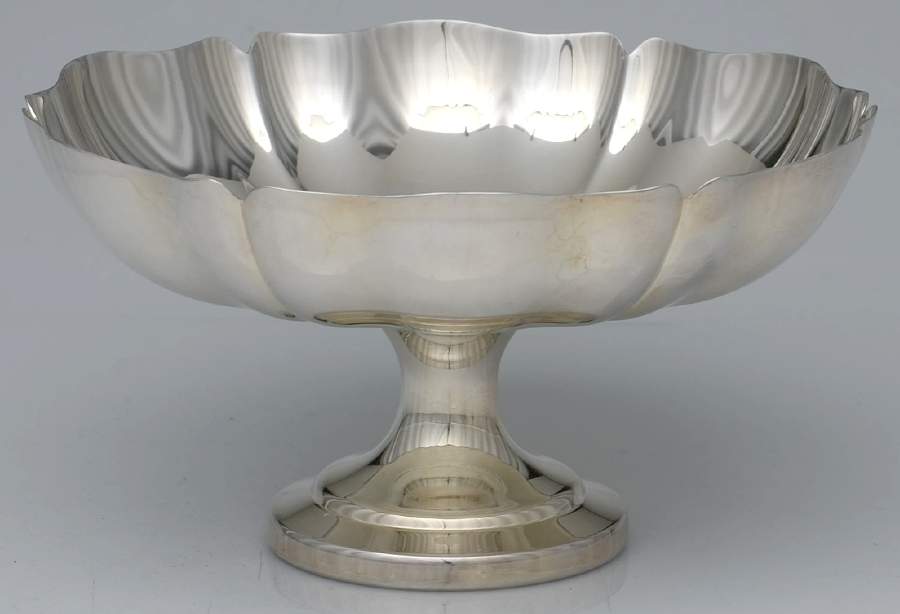 Silverplate Hollowware Pedestal Open Candy Dish by Oneida Silver-1