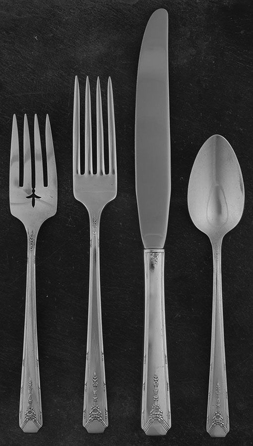 Milady (Silverplate, 1940) 4 Piece Place Setting by Oneida Silver-1