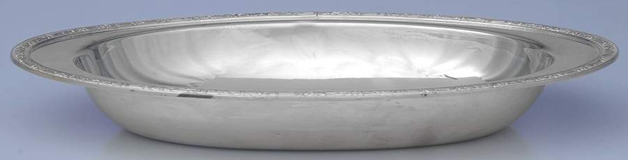 Montclair (Silverplate, Hollowware) 11" Oval Vegetable Bowl by Oneida Silver-1