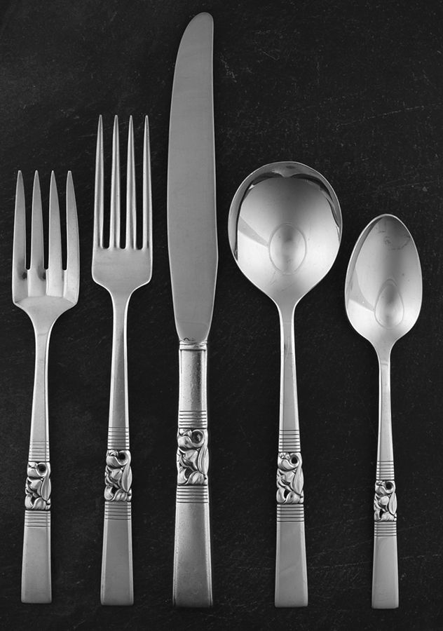 Morning Star (Silverplate, 1948) 40 Piece Estate Set by Oneida Silver-1