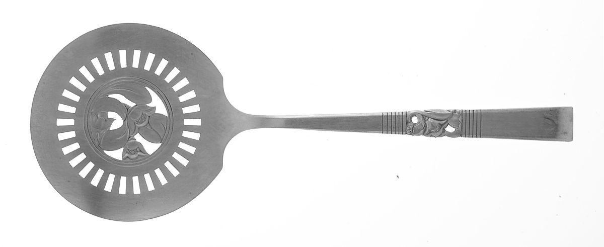 Morning Star (Silverplate, 1948) Tomato Server, Solid Piece by Oneida Silver-1