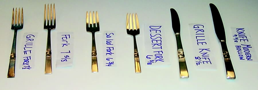 Morning Star (Silverplate, 1948) Grille Fork (Viande) by Oneida Silver-1