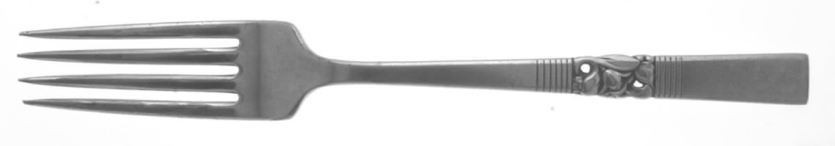 Morning Star (Silverplate, 1948) Fork by Oneida Silver-1
