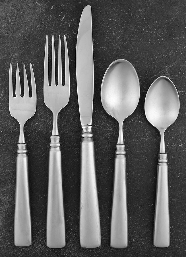 Motif (Stainless) 5 Piece Place Setting by Oneida Silver-1