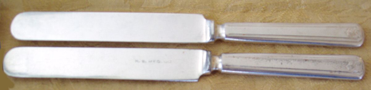 Oakleigh (Silverplate, 1929) Blunt Hollow Knife by Oneida Silver-1