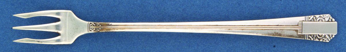 Park Lane (Silverplate, 1936) Cocktail/Seafood Fork by Oneida Silver-1