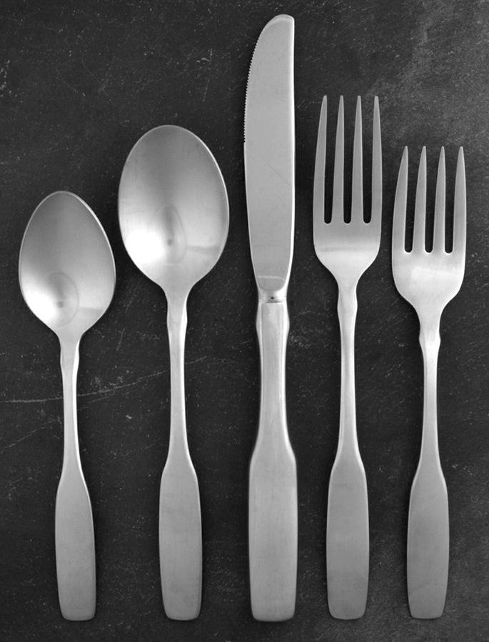 Paul Revere (Stainless) 5 Piece Place Setting by Oneida Silver-1