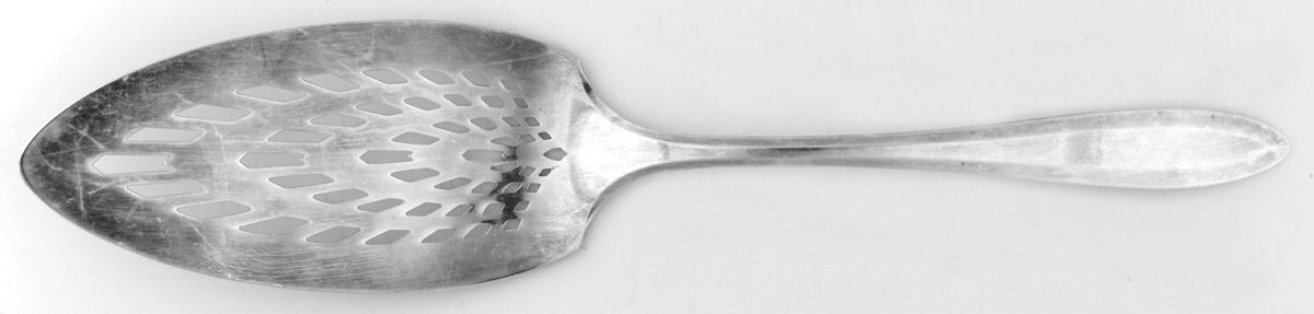 Patrician (Silverplate, 1914) Pierced Solid Pastry Server by Oneida Silver-1