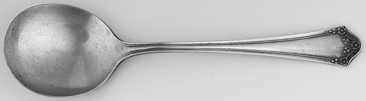 Primrose (Silverplate, 1915) Round Bowl Soup Spoon (Gumbo) by Oneida Silver-1