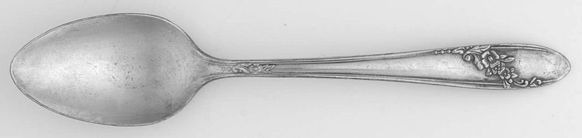 Queen Bess II (Silverplate, 1946) Youth Spoon by Oneida Silver-1