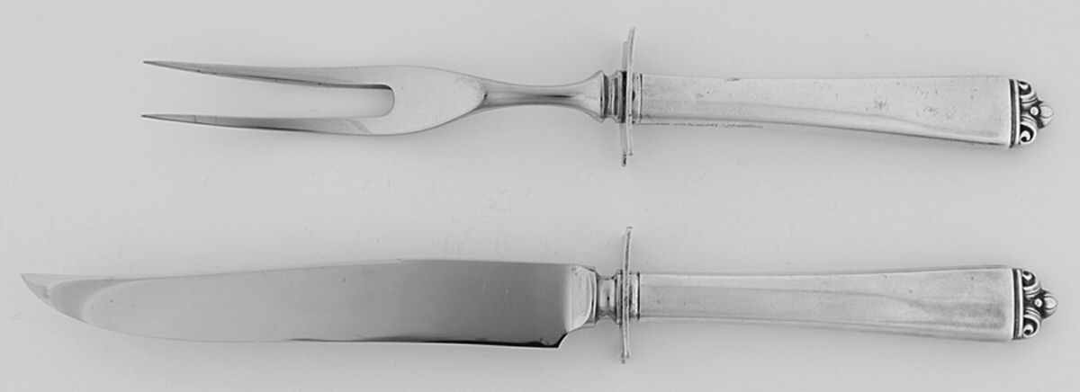 Reigning Beauty (Sterling, 1953) Small Steak 2-Piece Carving Set w/Stainless Blade by Oneida Silver-1