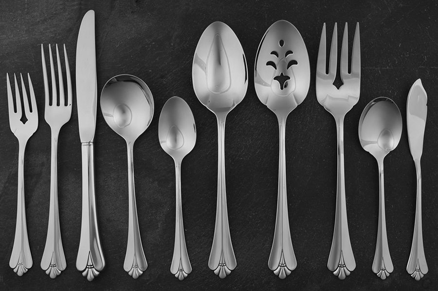 Royal Flute (Stainless) 45 Piece Starter Set by Oneida Silver-1