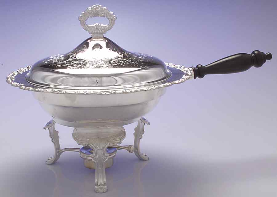 Royal Provincial (Silverplate, Hollowware) Silverplate Chafing Dish by Oneida Silver-1