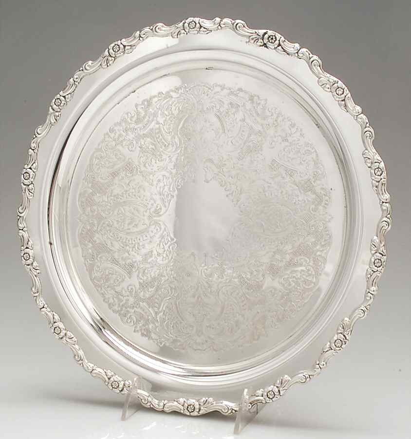 Royal Provincial (Silverplate, Hollowware) 12" Round Tray by Oneida Silver-1