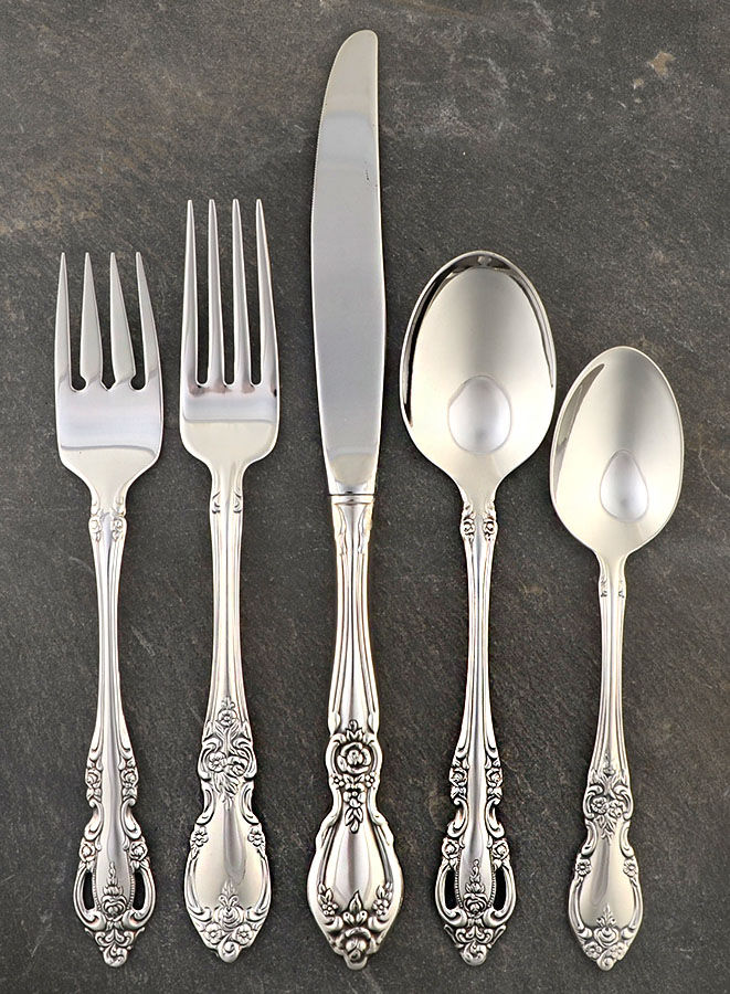 Southern Baroque (Stainless) 5 Piece Place Setting by Oneida Silver-1