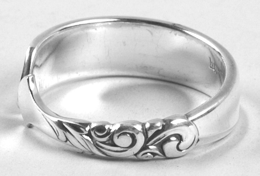 South Seas (Silverplate, 1955) Napkin Ring Large HC by Oneida Silver-1