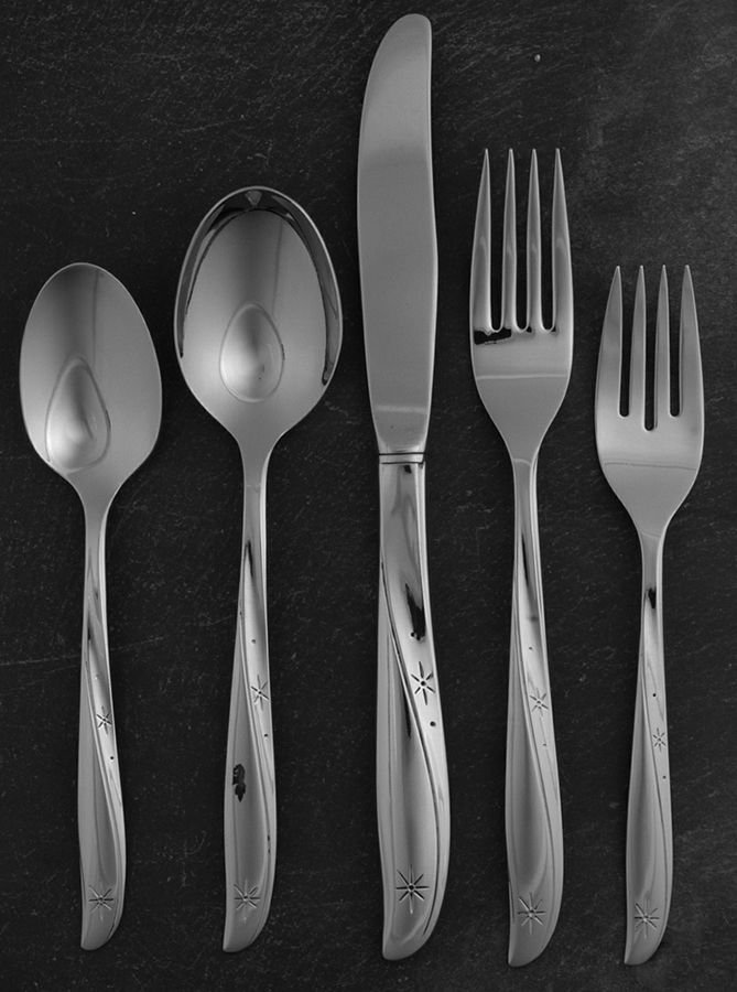 Twin Star (Stainless) 5 Piece Place Setting by Oneida Silver-1