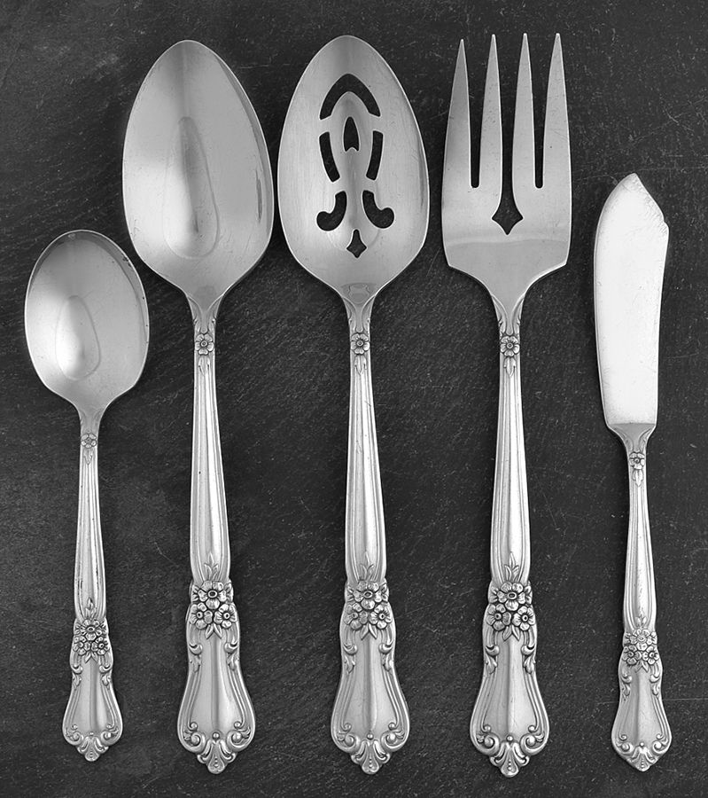 Valley Rose (Silverplate, 1956) 5 Piece Hostess Set by Oneida Silver-1