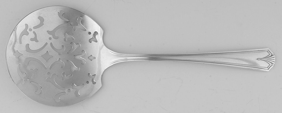 Viking (Silverplate, 1931) Tomato Server, Solid Piece by Oneida Silver-1