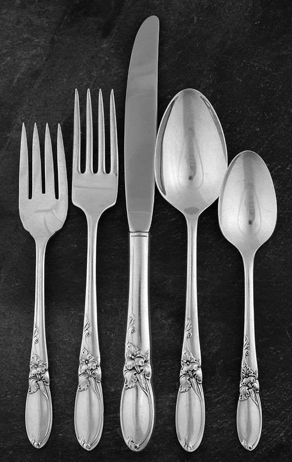 White Orchid (Silverplate, 1953) 5 Piece Place Setting by Oneida Silver-1