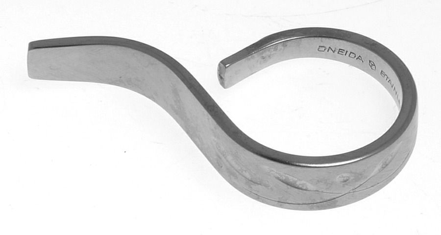 Will O' Wisp (Stainless) Napkin Ring by Oneida Silver-1