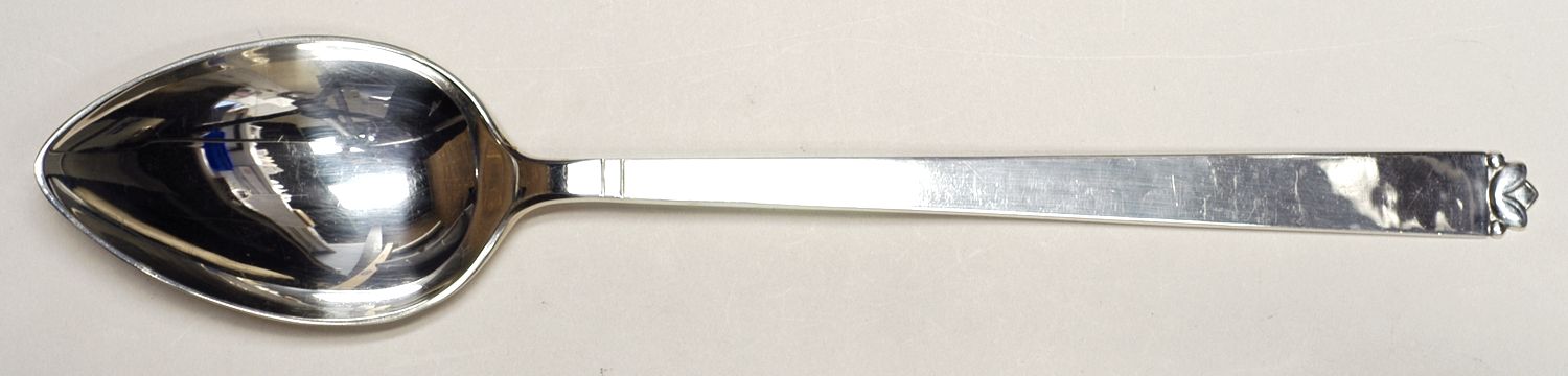 Oak Leaf (Sterling, 1939, No Signature Marks) Large Solid Dressing Spoon by Old Newbury-1