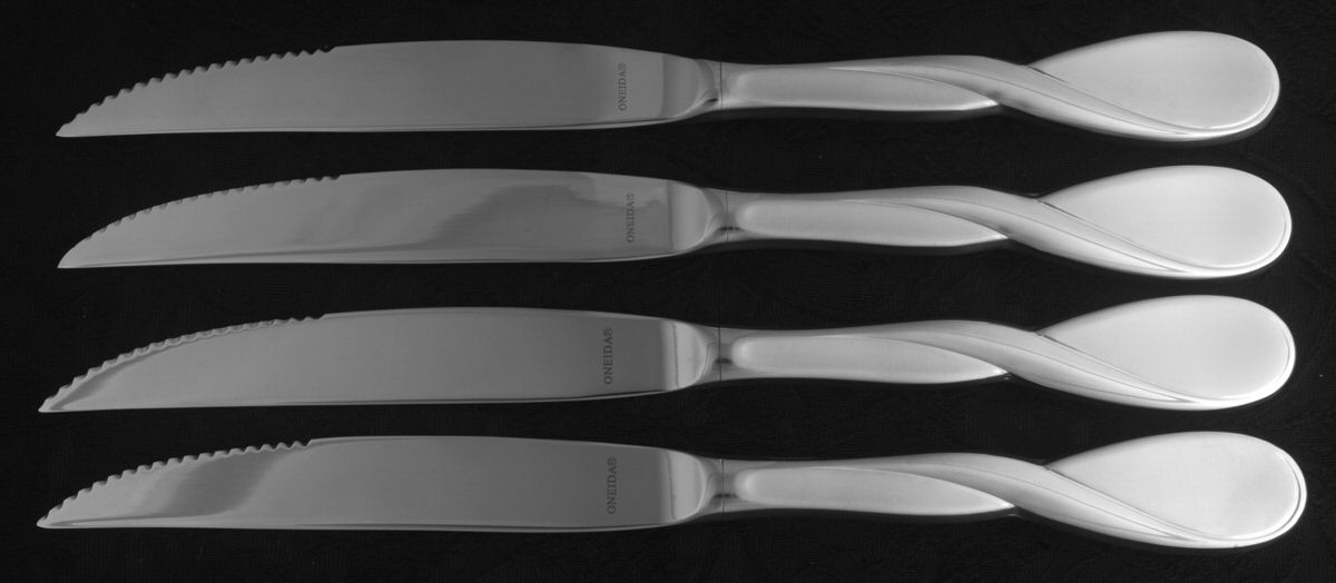 Satin Aquarius (Stainless) Individual Steak Knive - Set of 4 by Oneida Silver-1