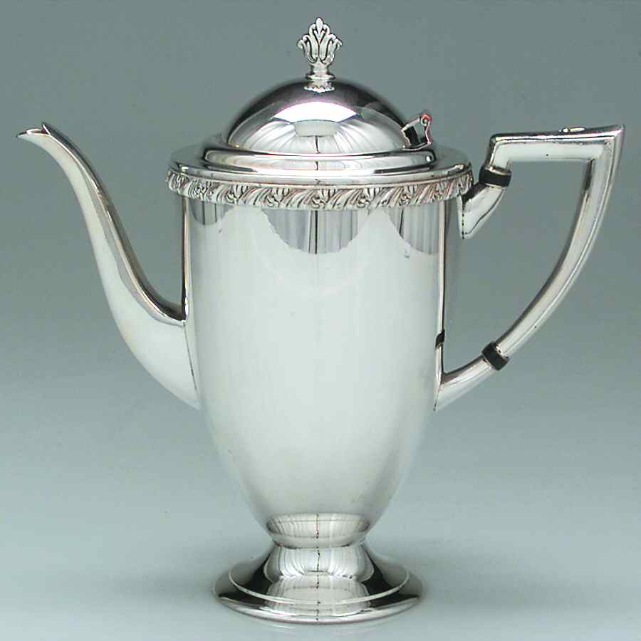 Berwick (Silverplate Hollowware) Silverplate Coffee Pot by Oneida Silver-1