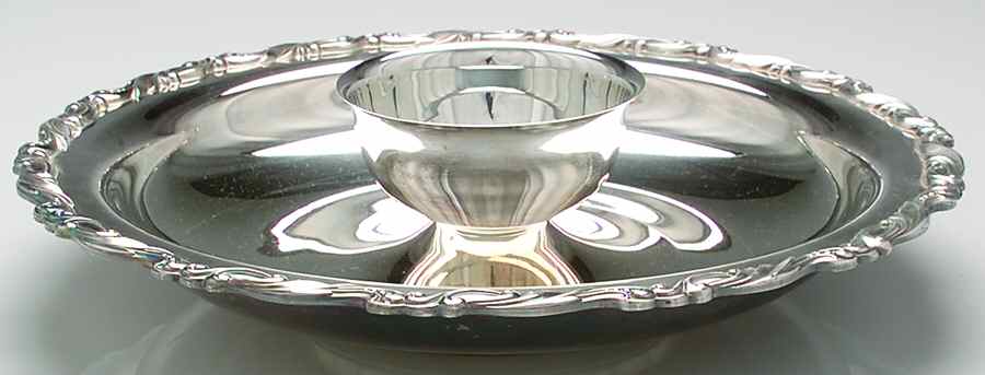 Sea Crest (Silverplate, Hollowware) Plated Chip & Dip No Plate by Oneida Silver-1