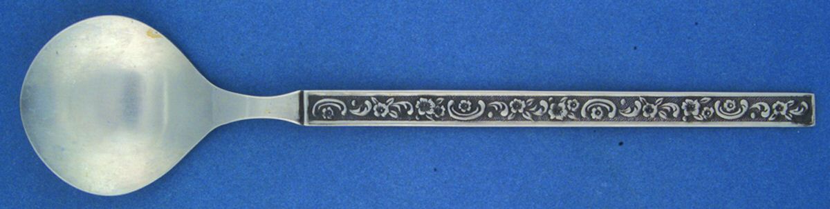 Mediterranea (Stainless, Hollowware) Oversize Solid Salad Serving Spoon by Oneida Silver-1