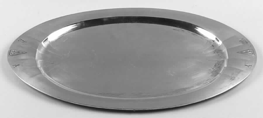 Deauville (Silverplate, Hollowware) Medium Plated Meat Platter No Well by Oneida Silver-1