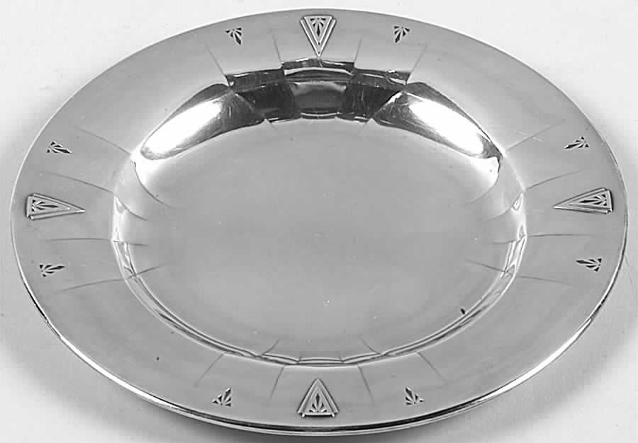 Deauville (Silverplate, Hollowware) Bread & Butter Plate by Oneida Silver-1