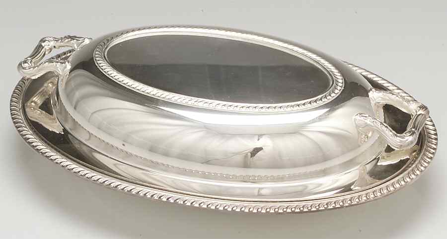 Fiesta (Silverplate, Hollowware) Double Vegetable Bowl by Oneida Silver-1