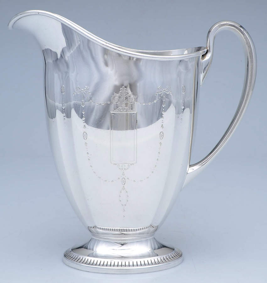 Grosvenor (Silverplate, Hollowware) Silverplate Water Pitcher by Oneida Silver-1