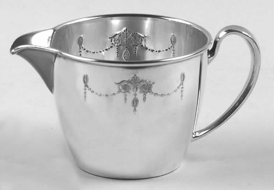 Grosvenor (Silverplate, Hollowware) Silverplate Mini Creamer by Oneida Silver-1