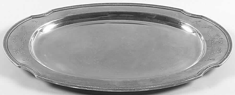 Grosvenor (Silverplate, Hollowware) Medium Plated Meat Platter No Well by Oneida Silver-1